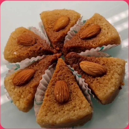 Picture of Triangle Milk Cake