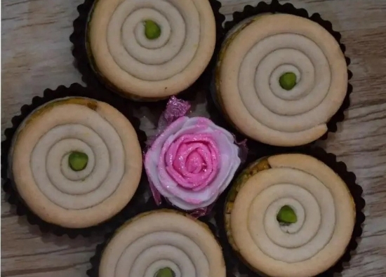 Picture of Kaju Masala Spiral Basket